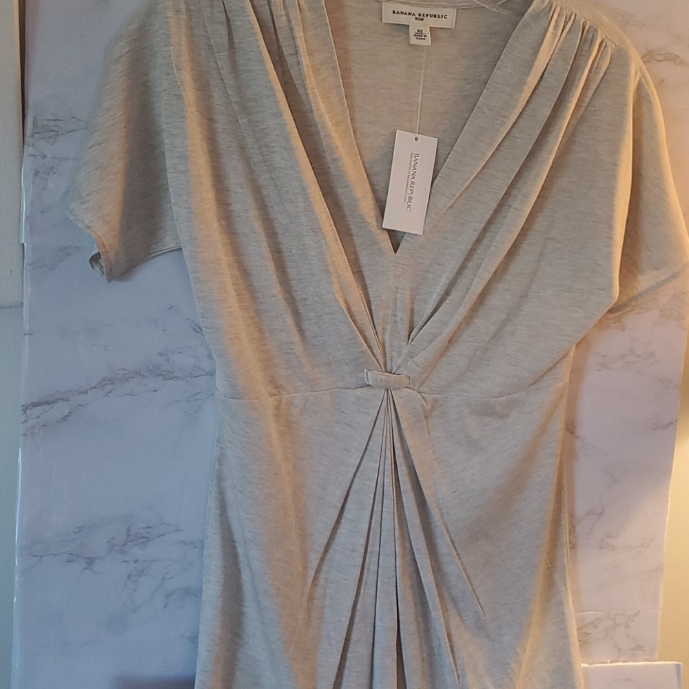 Banana Republic Soft Heather Grey Top